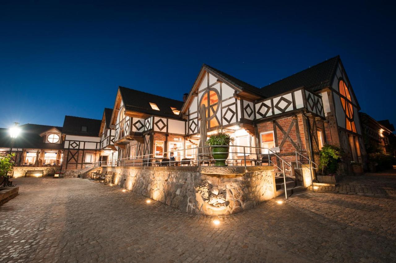 Siedem Drzew Hotel Biskupice  Exterior photo