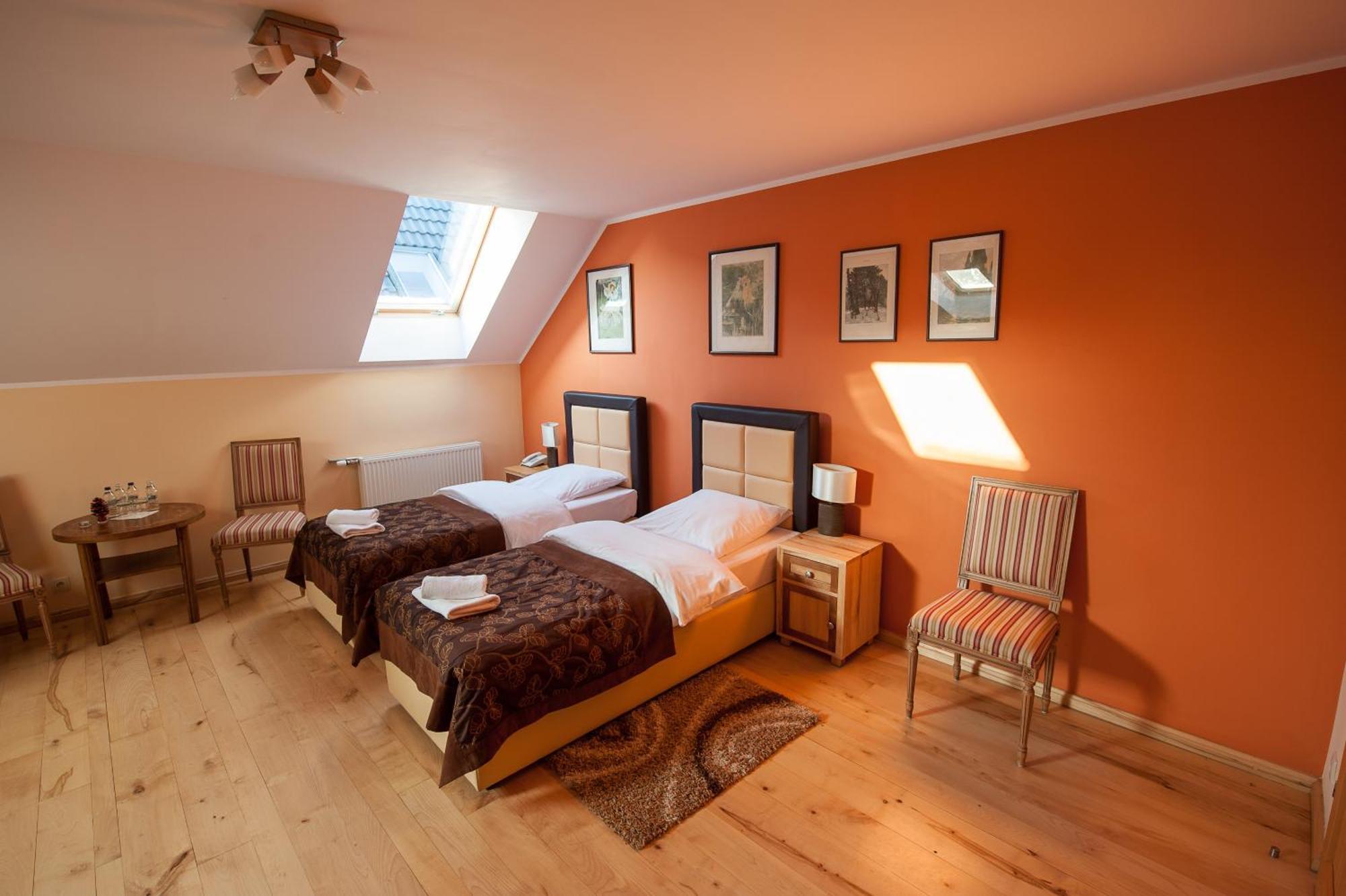 Siedem Drzew Hotel Biskupice  Room photo