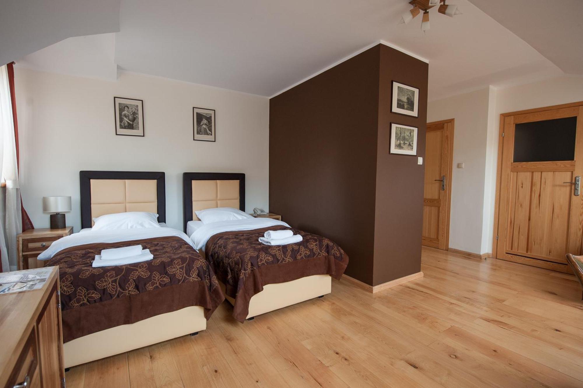 Siedem Drzew Hotel Biskupice  Room photo